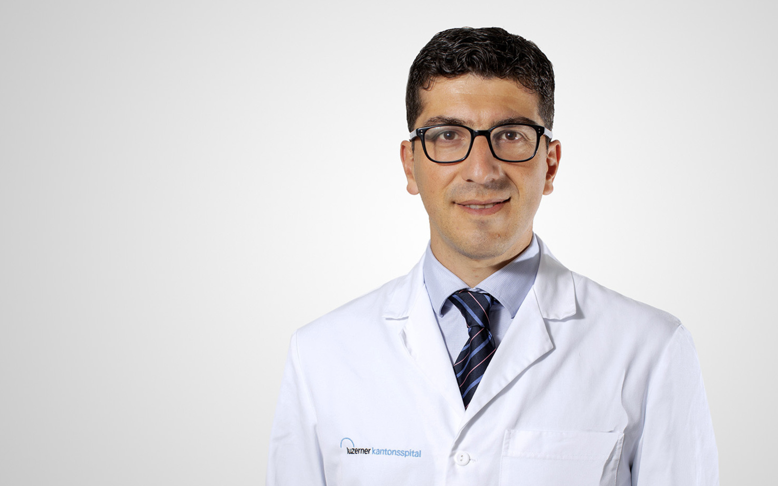 <p>PD Dr. med. (l) Fabrizio Minervini, Co-Chefarzt Thoraxchirurgie am LUKS Luzern</p>